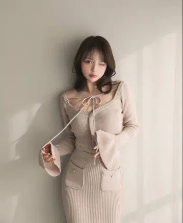 andmary Sophie knitset up