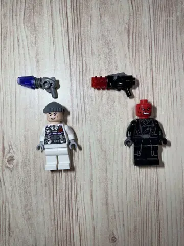 LEGO 레드 스컬과 히드라 전투원 미니 피규어