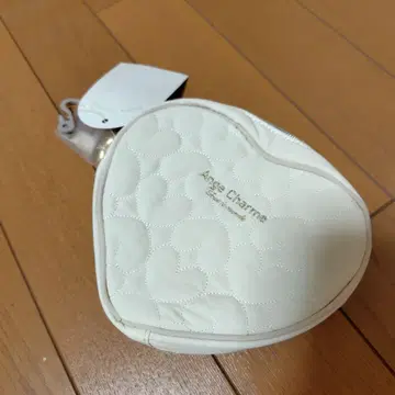 ange Charme 하트형 파우치 화이트 새상품