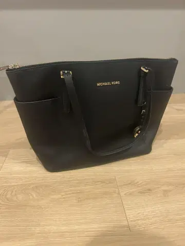 MICHAEL KORS 블랙 토트백