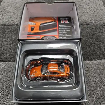 토미카 리미티드 빈티지 1/64 R34 GTR 주황 레어