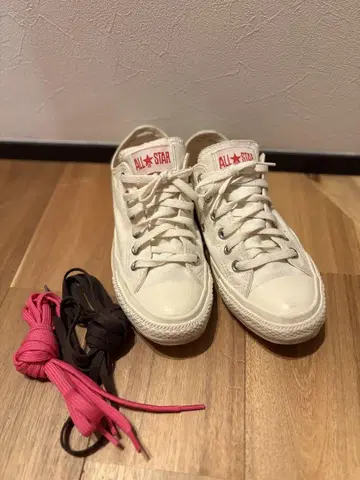 CONVERSE ALL STAR 화이트 스니커즈 끈 포함