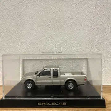 ISUZU SPACECAB