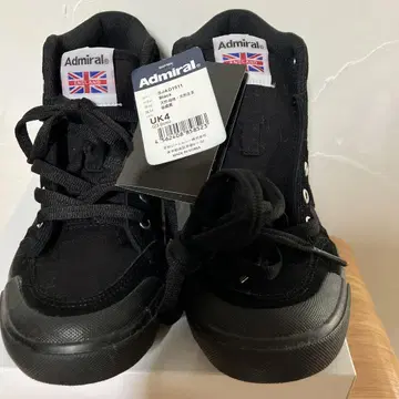 Admiral 블랙 하이컷 스니커즈 UK 4 23cm