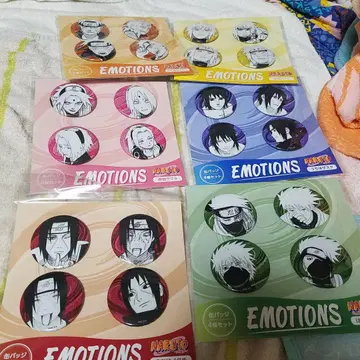 NARUTO 에모셔널 캔뱃지 나루토 사스케 카카시 EMOTIONS
