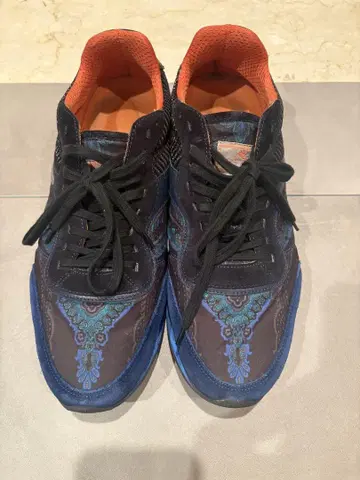ETRO 스니커즈