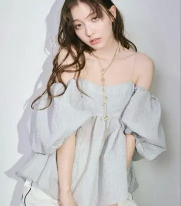 LILYBROWN 3WAY 자카드 페플럼 뷔스티에