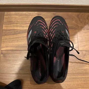 PREDATOR 축구화 블랙/레드