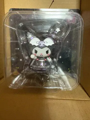 산리오 쿠로미 피규어