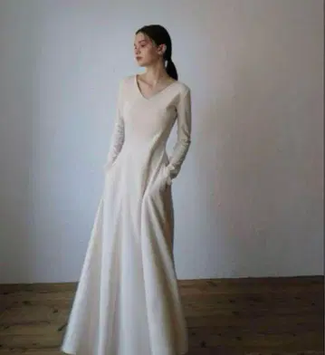 maison celon v silhouette dress