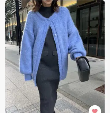 Ameri 2WAY MOHAIR SHAGGY KNIT 라이트 블루
