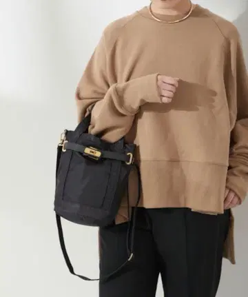 새상품급 시타 파란티카 나일론 버킷백
