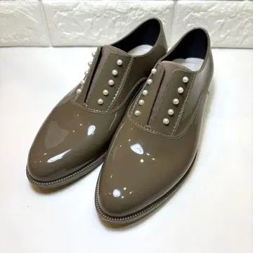 미사용급 TEMPERATE 레인 슈즈 펄 스터드 22.5cm