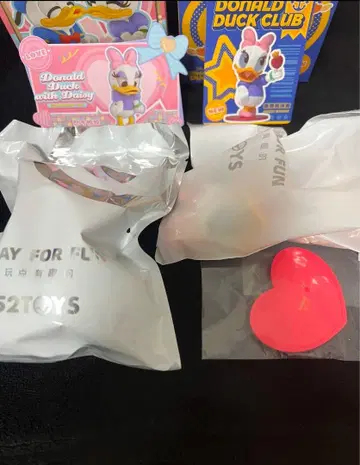 데이지 피규어 52TOYS 도널드 덕 클럽