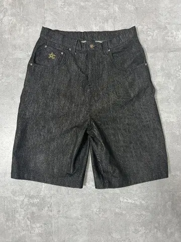 BELVET Star logo rigid Denim Jorts