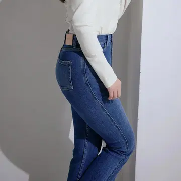 Her lip to New York High-Waisted Jeans