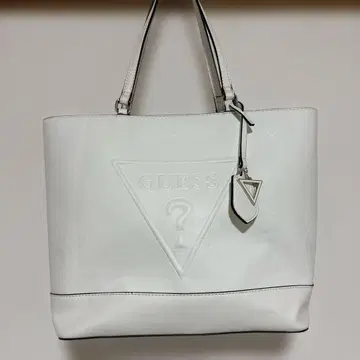 GUESS 토트백 화이트