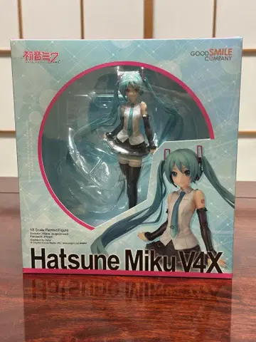굿스마일컴퍼니 하츠네 미쿠 V4X 피규어