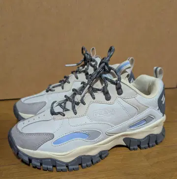 FILA 통굽 스니커즈 24cm