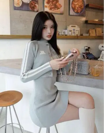 Darich 라인 니트 앙상블 미니 원피스