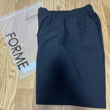 토우하라 아키 FORME 숏팬츠 블랙