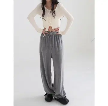 aere smooth velours pants 그레이