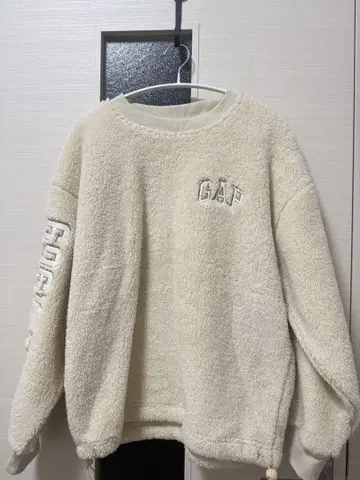 GAP 보아 맨투맨