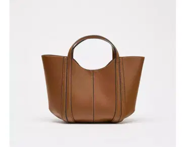 ZARA 스티치 미니 시티백 다크 골든 브라운 색상