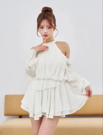 다리치 볼륨 쉬폰 미니 원피스