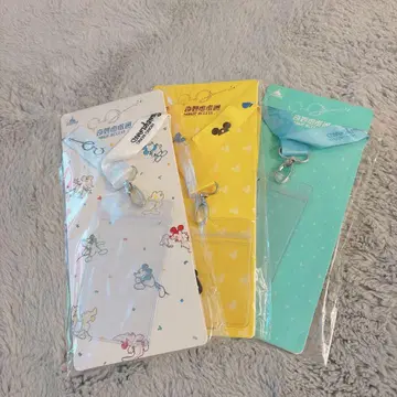 [ 미사용 새상품 ] 홍콩 디즈니랜드 연간 여권 홀더