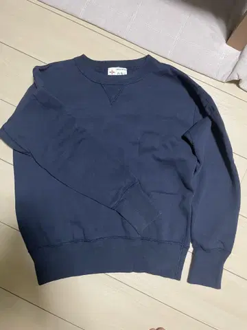 LIMITED EDITION 네이비 맨투맨 40/42