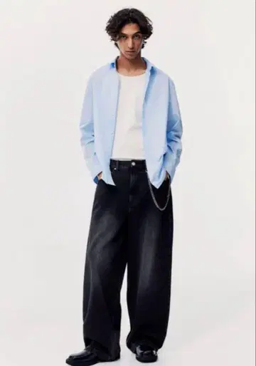 H&M 32/30 슈퍼 배기 데님 블랙