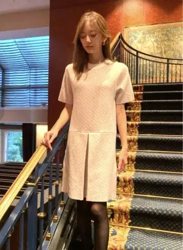 [ HANAE MORI x CELFORD 콜라보 ] 모노그램 니트 원피스