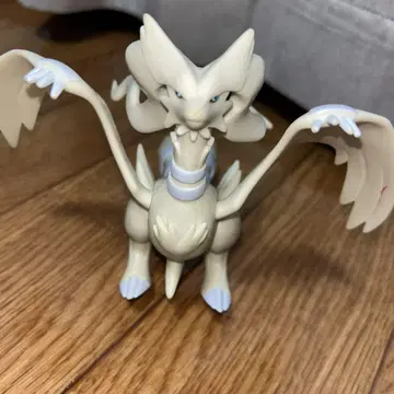 포켓몬 DX 소프트 비닐 피규어 레시람 화이트