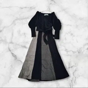 러그나문 케이블 카슈쿨 니트 원피스 S 사이즈