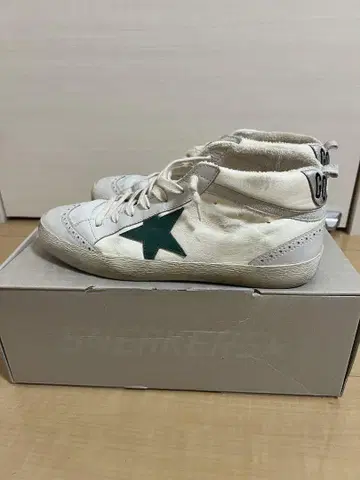 GOLDEN GOOSE MID STAR 화이트/그린