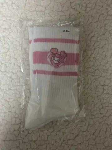 TWICE LOVELYS x SANRIO MOMO 마이멜로디 양말