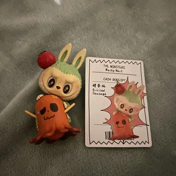 POP MART THE MONSTERS Wacky Mart sausage