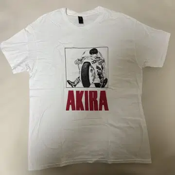 AKIRA 아트 프린트 T셔츠