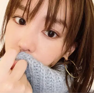 MARIA BLACK Senorita 35 후프 귀걸이
