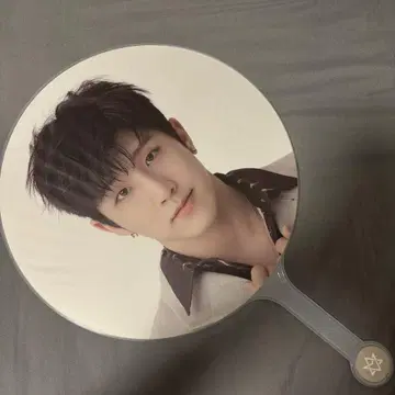 ASTRO 진진 부채