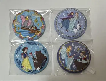 DisneyCharacters 자수 캔뱃지 4개 세트