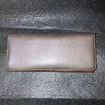 Genuine Leather의 장지갑입니다