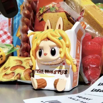 LABUBU Wacky mart the monsters 피규어