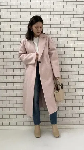 새상품급 인기! ZARA 핑크 코트