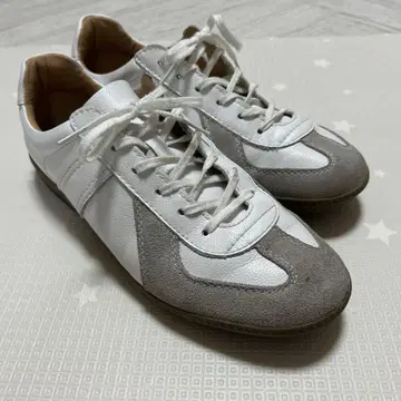 GERMAN TRAINER 화이트/그레이 스니커즈