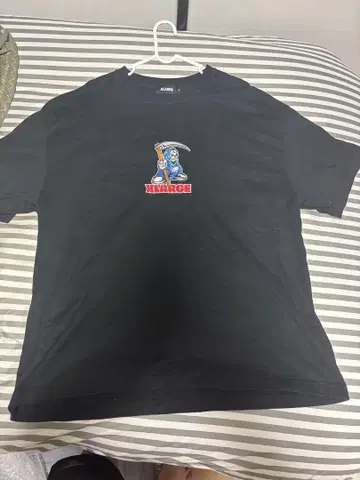 XLARGE 사신 디자인 T셔츠 블랙
