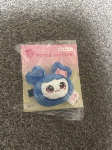 TWICE LOVE LYS 헤어핀 봉제 인형 쯔위