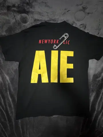 [ AIE NEWYORK LIC ] T셔츠 L 사이즈 블랙