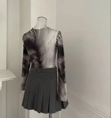 Meltthelady babe tops
